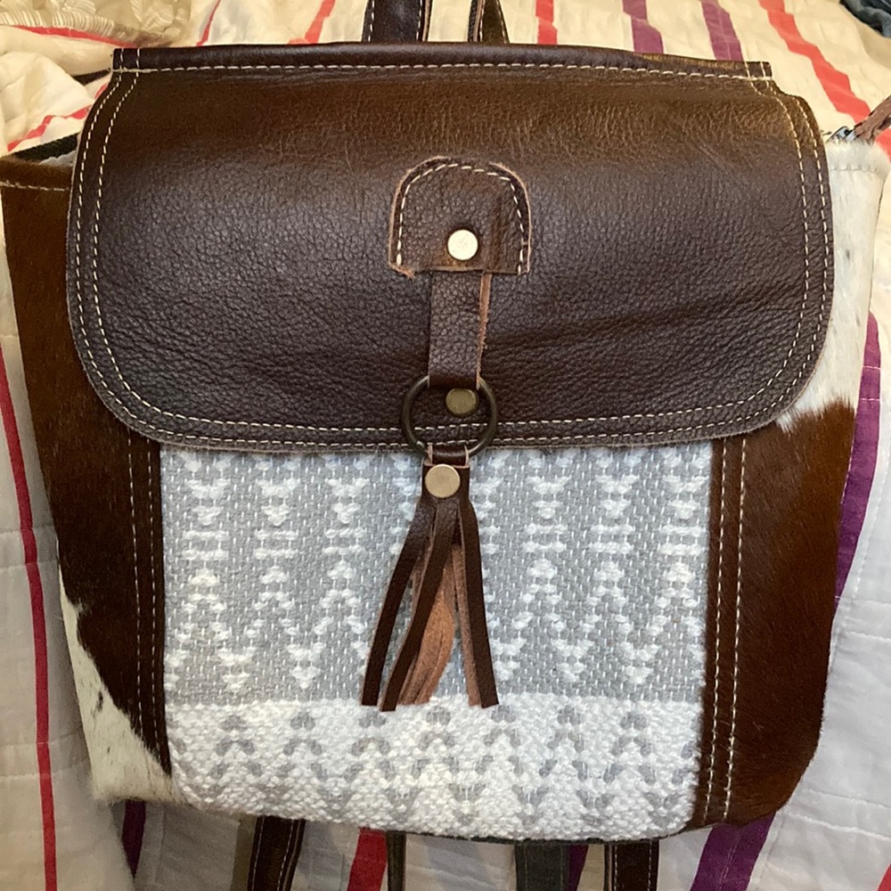 Myra backpack